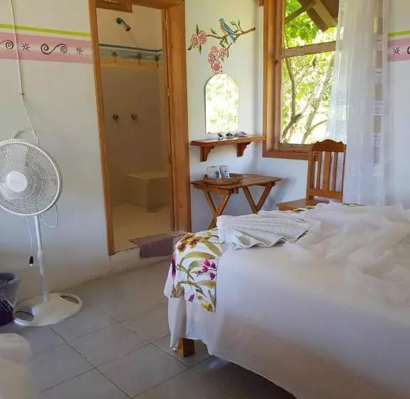 ホテル El Eden Bungalows