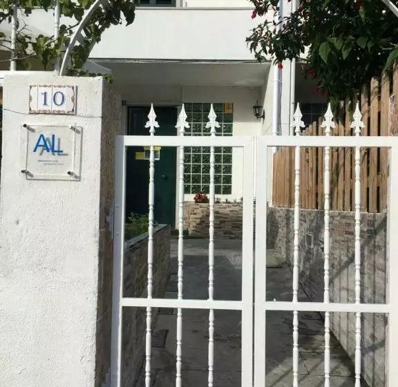 Majatalo Bing Garden Guesthouse