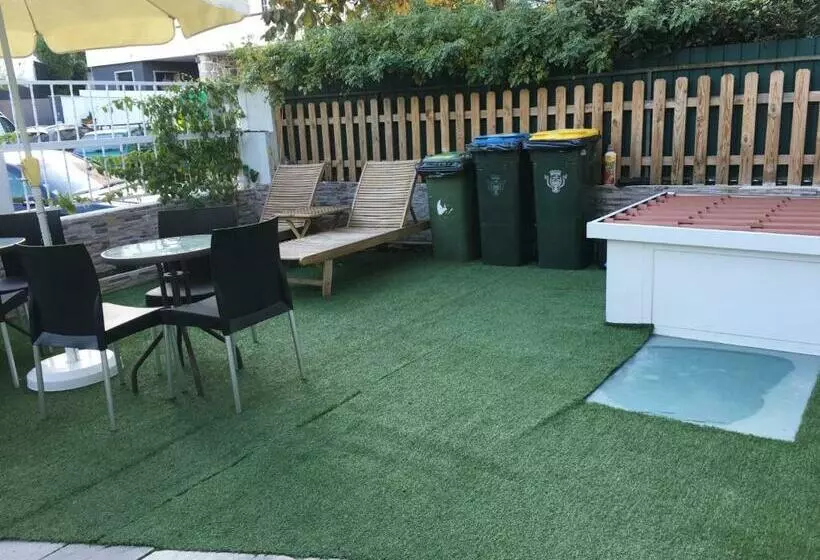 Majatalo Bing Garden Guesthouse