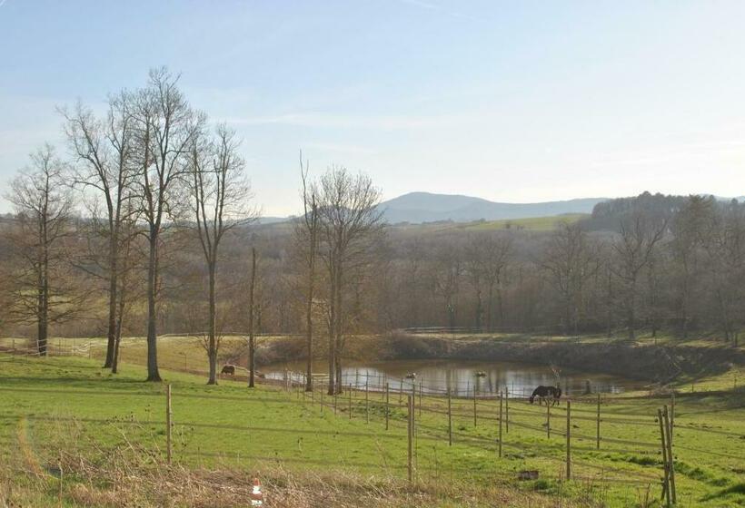 مبيت وإفطار Domaine De La Poyat