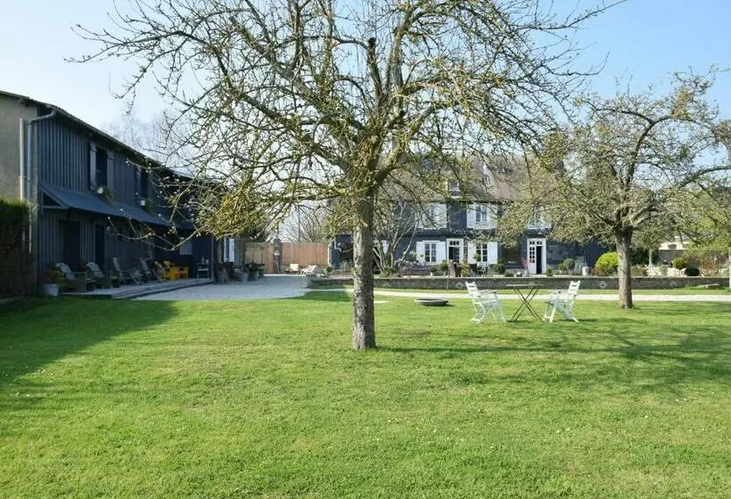 ベッドアンドブレックファースト Par Hasard Ou Pas