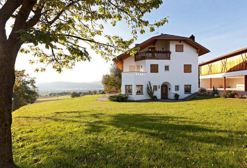 호텔 Appartement Huber