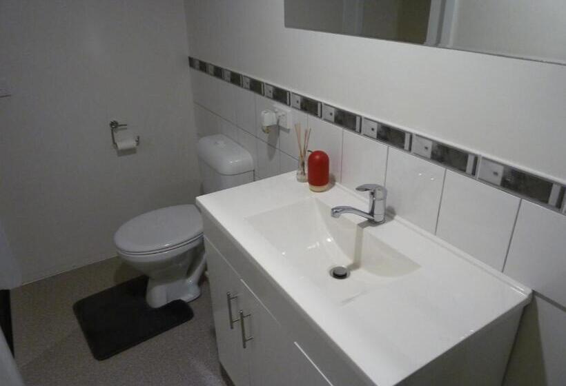 Panorama On Sorell B&b