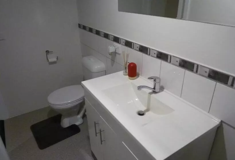 Panorama On Sorell B&b