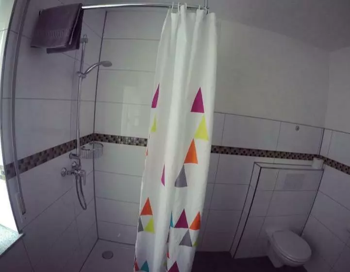 Majatalo Gästezimmer Faut