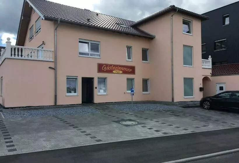 Majatalo Gästezimmer Faut