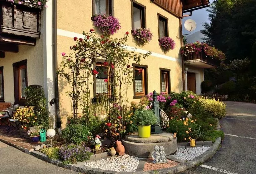 Majatalo Haus Jost Ingrid