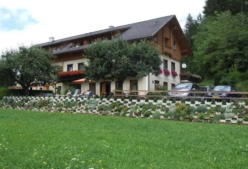 Majatalo Haus Jost Ingrid