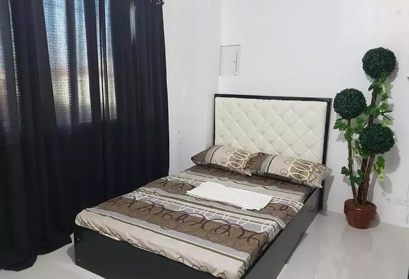 پانسیون N&j Lopez Lodging House