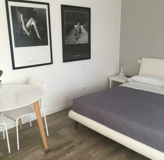 פנסיון Relax & Emozioni Rooms