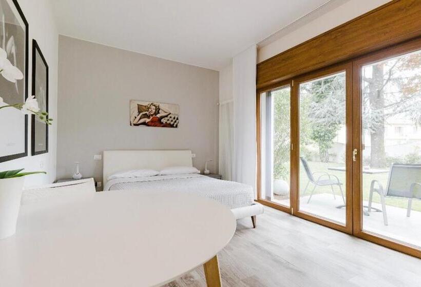 פנסיון Relax & Emozioni Rooms