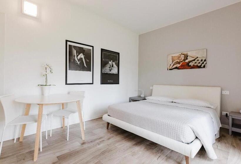 פנסיון Relax & Emozioni Rooms