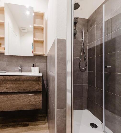 פנסיון Relax & Emozioni Rooms