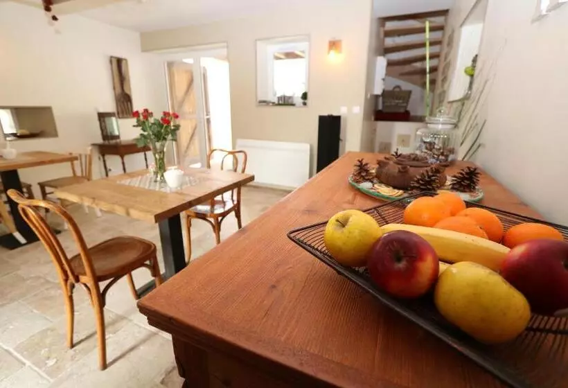 ベッドアンドブレックファースト Antre Lacs