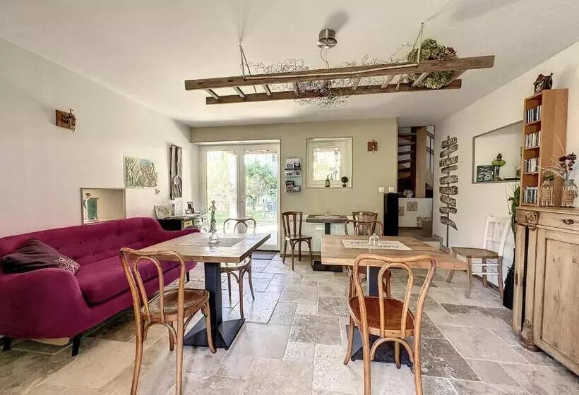 ベッドアンドブレックファースト Antre Lacs