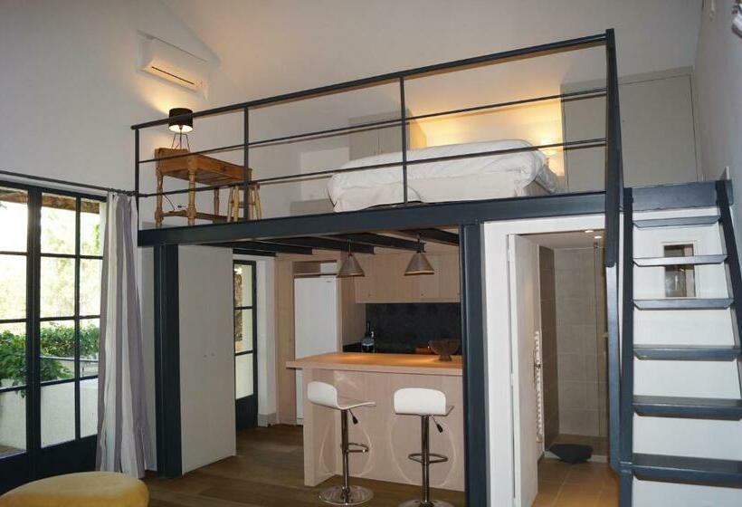 مبيت وإفطار Domaine De La Girafe