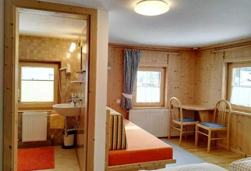 تختخواب و صبحانه Landhaus Hubert Fiegl