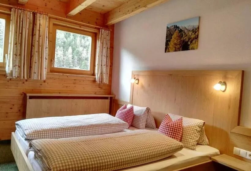 تختخواب و صبحانه Landhaus Hubert Fiegl