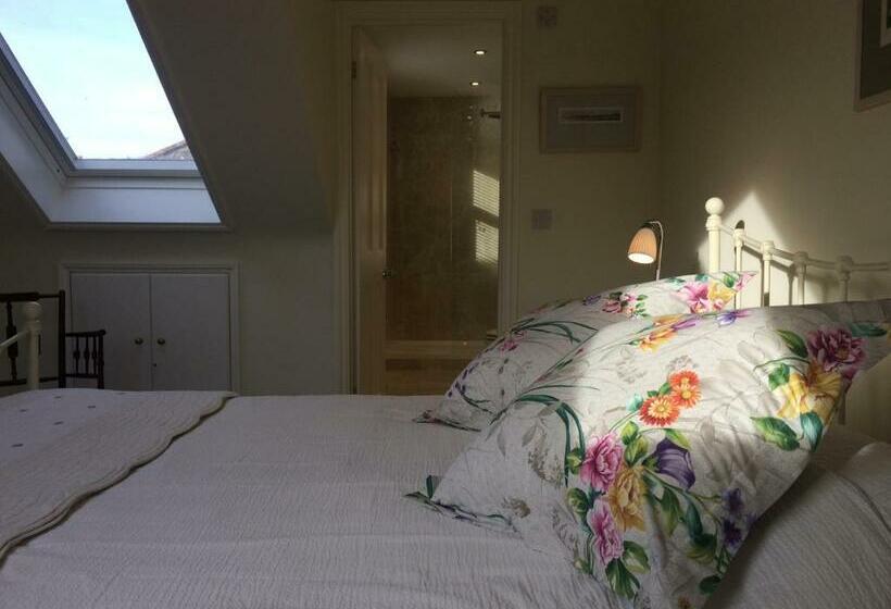 ベッドアンドブレックファースト Old Station Gardens, Sw London