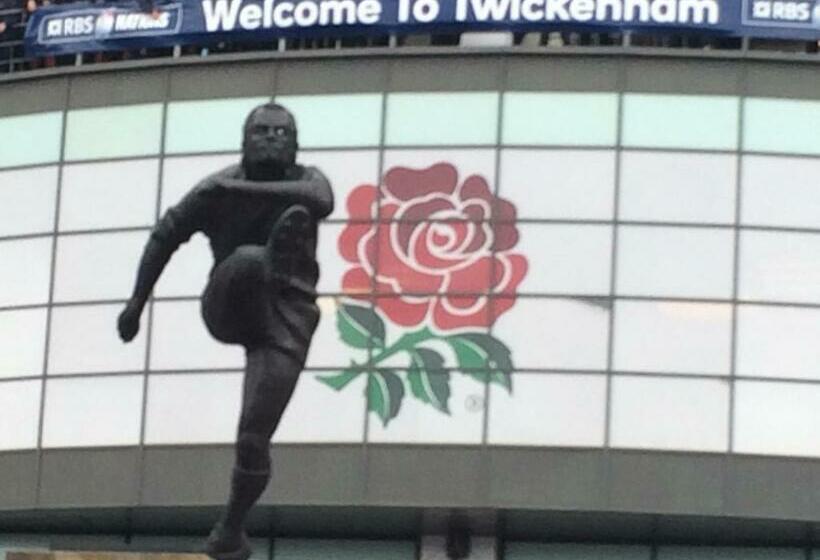 ベッドアンドブレックファースト Old Station Gardens, Sw London