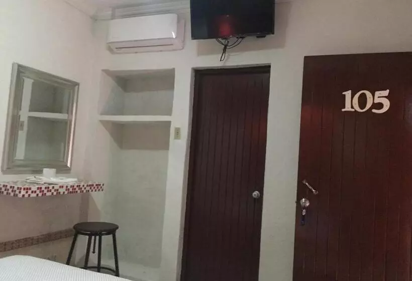 هتل Paraiso Express