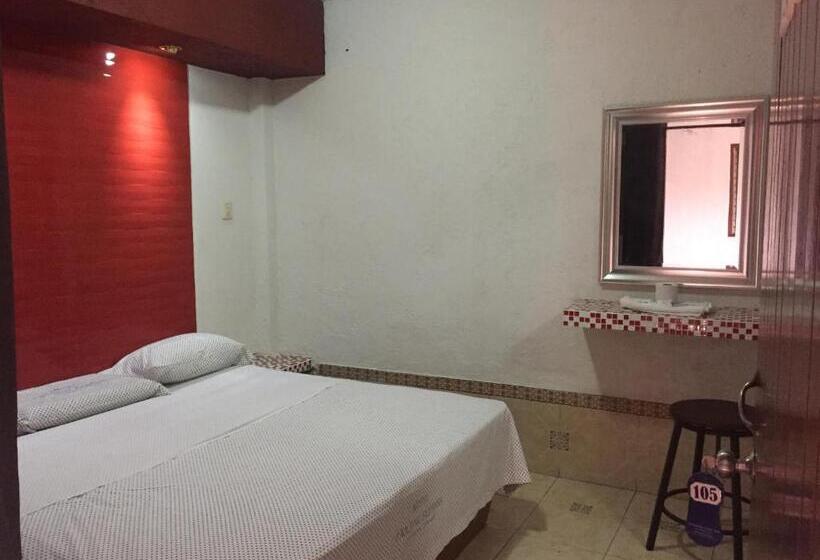 هتل Paraiso Express