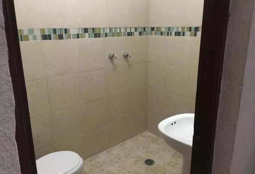 هتل Paraiso Express