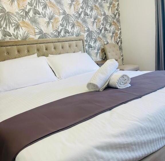 هتل The Red Farm Relais & Spa