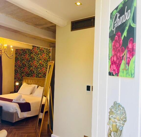 هتل The Red Farm Relais & Spa