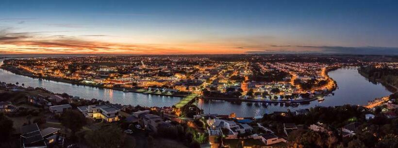 Пансион Charmae Guest House