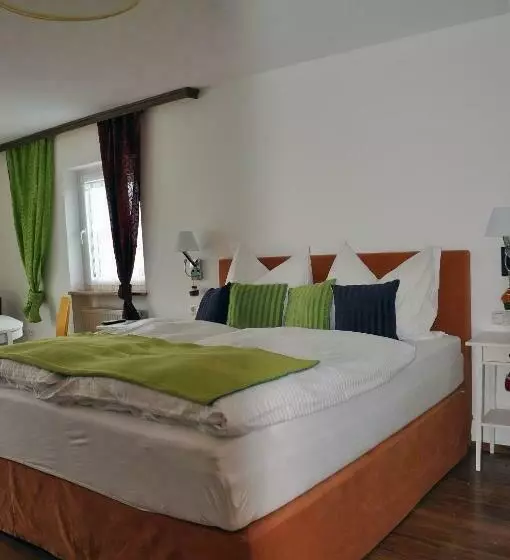 ペンション Gästehaus Anna