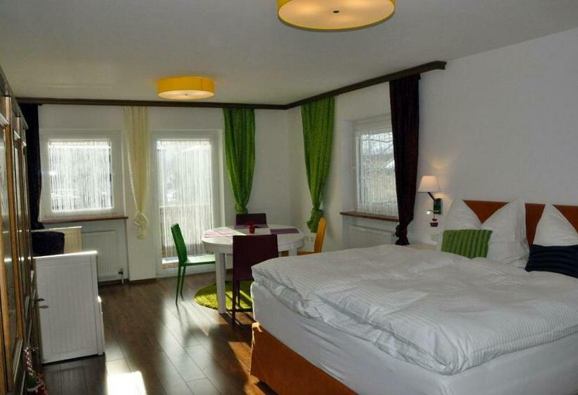 بنسيون Gästehaus Anna