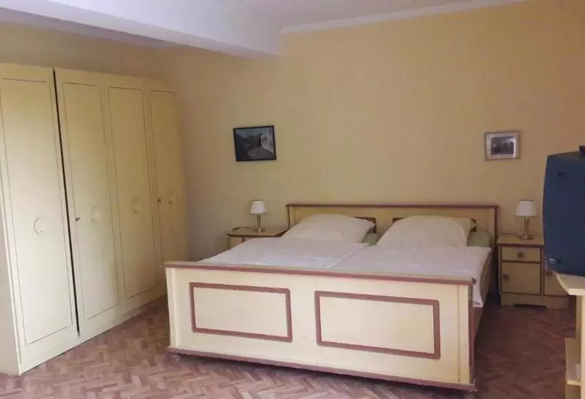 Bed And Breakfast Dannevirke