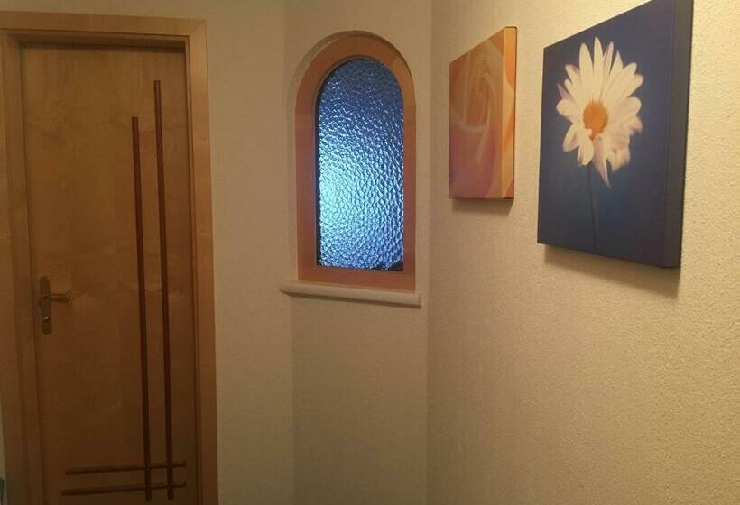 ベッドアンドブレックファースト Gästehaus Schöpf Elsa