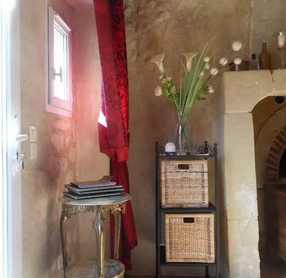 Aamiaismajoitus (B&B) Troglodelice