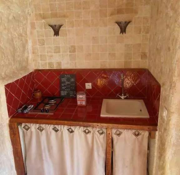 Aamiaismajoitus (B&B) Troglodelice