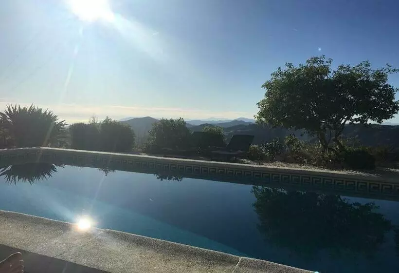 Casa B Bed & Breakfast, Adults Recommended