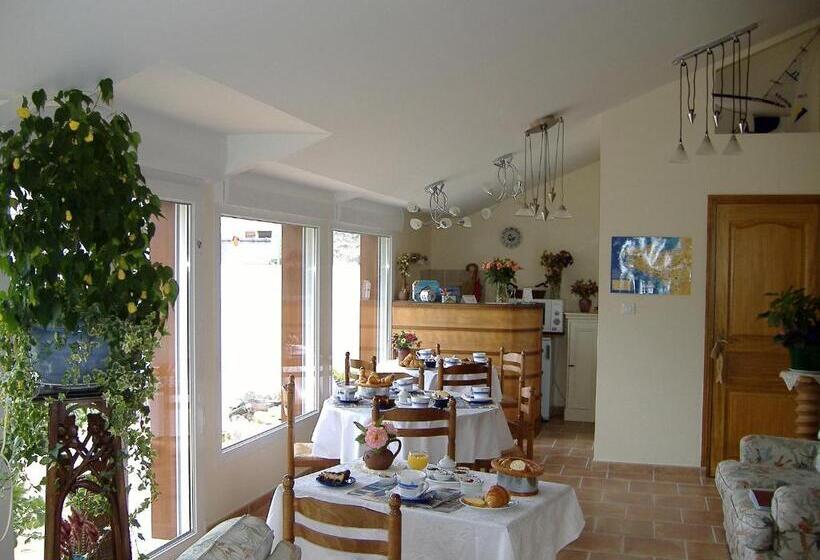 膳宿费 La Grande Mare