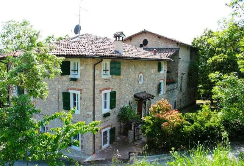 ベッドアンドブレックファースト La Quercia   La Maison Des Arts