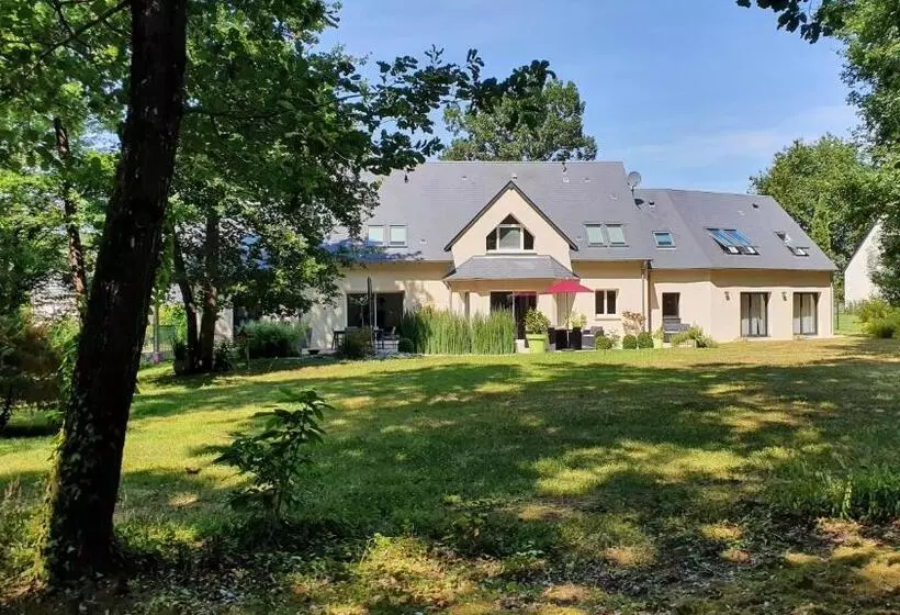 تختخواب و صبحانه Logis Saponine Chambres D Hôtes Au Calme En Touraine