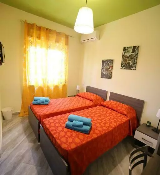 تختخواب و صبحانه Parco Carrara