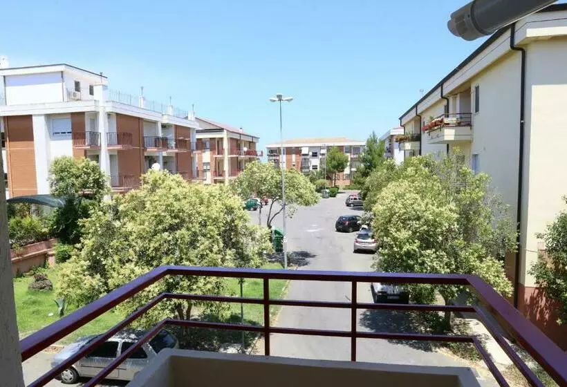 تختخواب و صبحانه Parco Carrara
