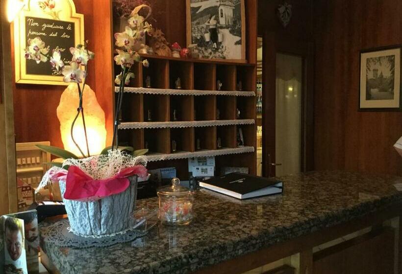 בית מלון כפרי Albergo Ciori