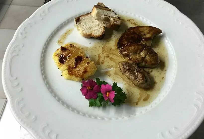 Hotelli Albergo Ciori