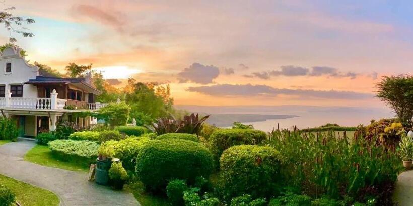 호텔 Ataalaya Farmhouse