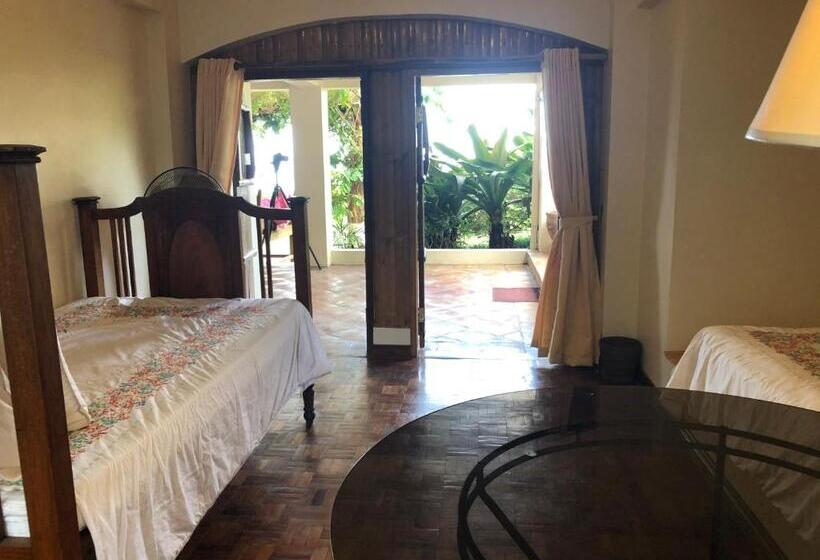 호텔 Ataalaya Farmhouse