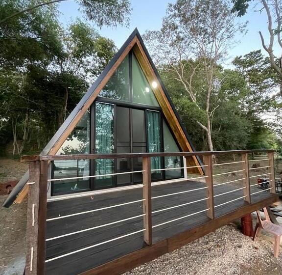 Pensão Dugong Koh Sukorn