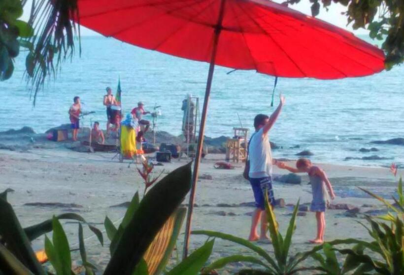 Pensão Dugong Koh Sukorn