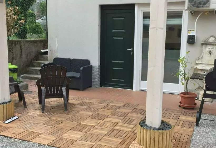 Majatalo Guest House Persico