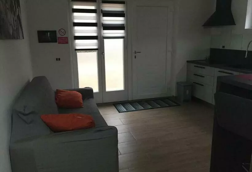 Majatalo Guest House Persico